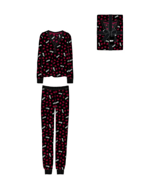 women's pajamas with button-flyPijama DKNY