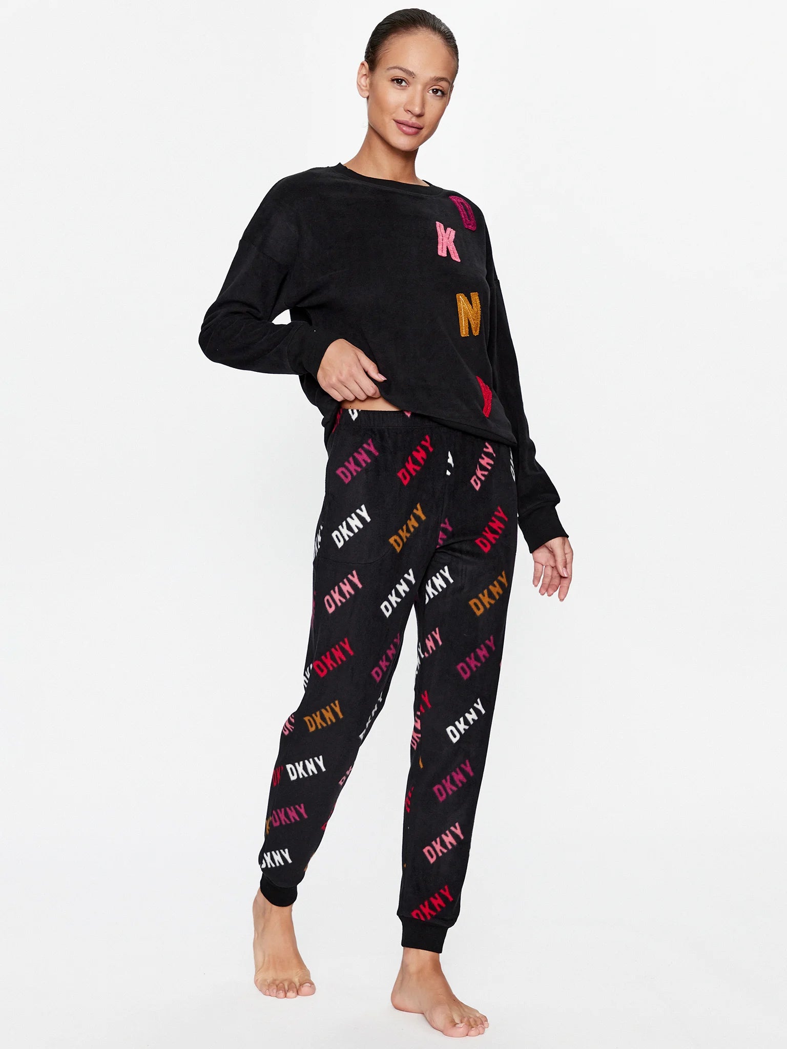 women's pajamas with pocketsPijama DKNY