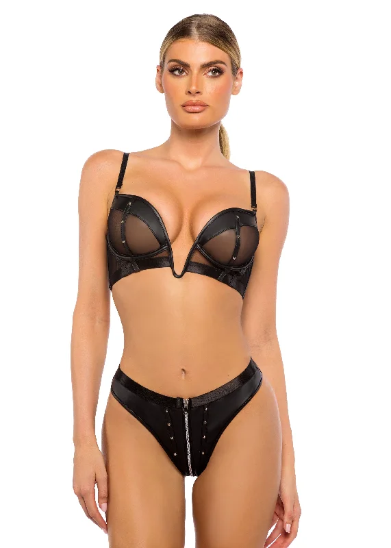 seamless bra with mesh lining for breathabilityRoma Confidential Lust & Faux Leather Balconette Bra Set Black