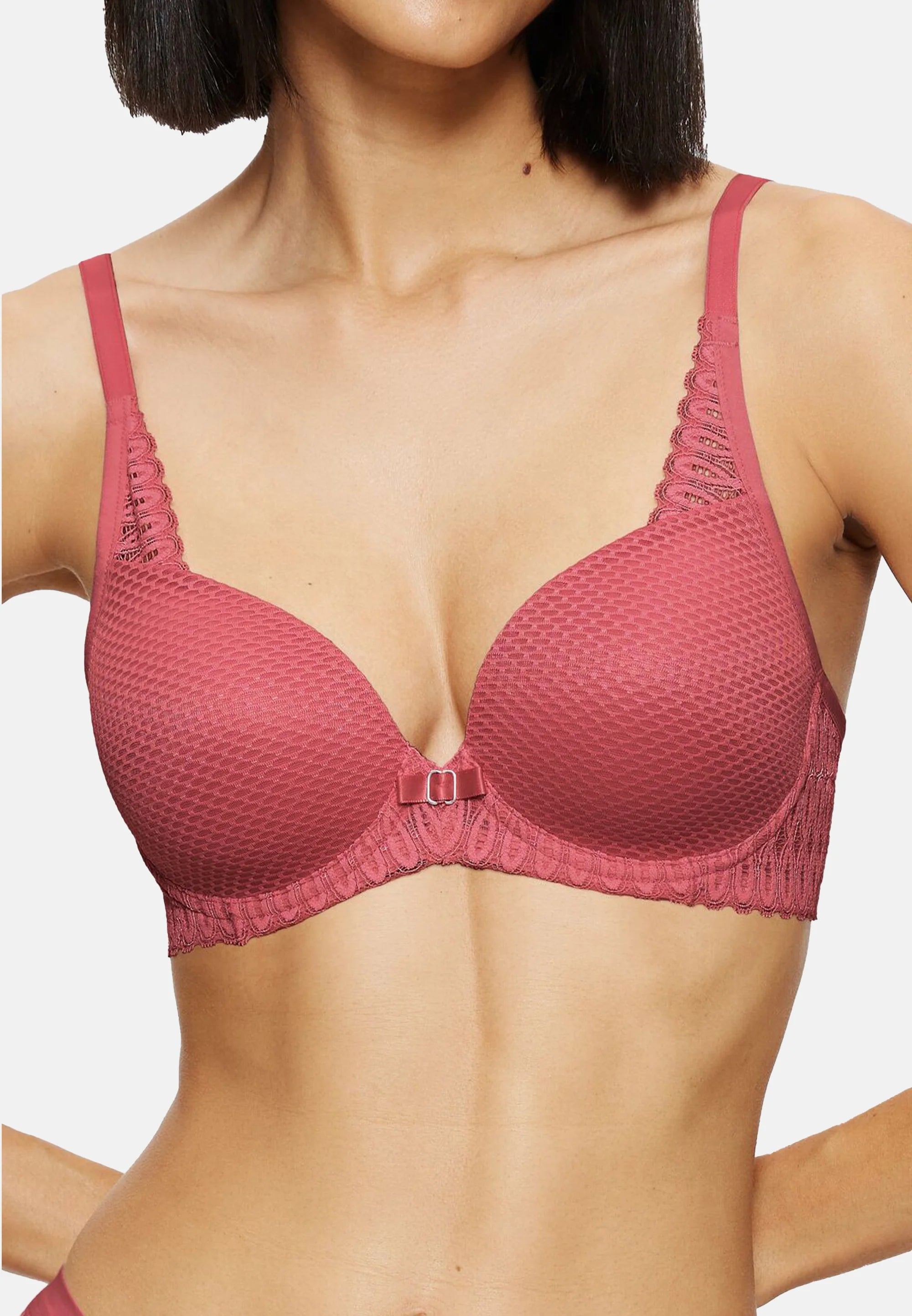 plus-size sports bra with mesh ventilationTriumph Voorgevormde bh met beugel - AURA SPOTLIGHT WHP R* - 7831 Strawberry allure