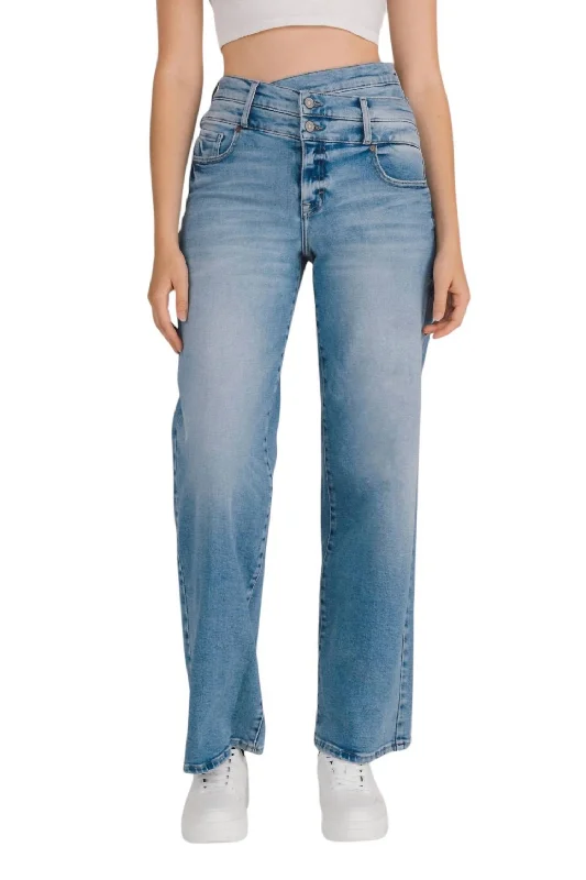 Women's Jodhpurs with Sweetheart CollarDouble Cross Over Waistband Stretch Dad Jean In Meduim Light