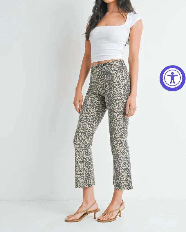 Women's Jodhpurs with Collarless NeckTonal Crop Flare Jeans In Leopard