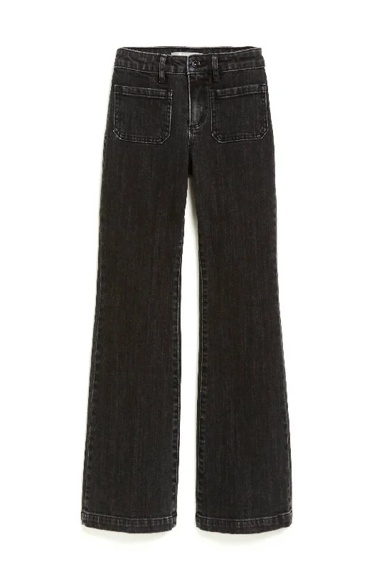 Women's Jodhpurs with Wide LegFaded Hi Rise Wide Leg Jeans In Black