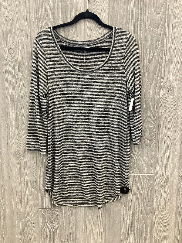 Women's Blouse with Square CollarTop Long Sleeve By Maurices In Striped Pattern, Size: M